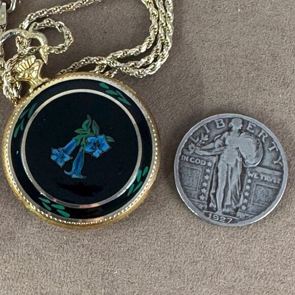 Vintage Racine 1940's-50's Swiss 17 Jewel Pendant or Necklace Watch - Picture 7 of 7